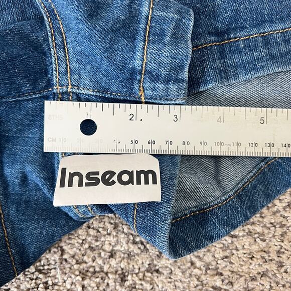 NWT OLD NAVY Women's 18 Blue High-Waisted Button Fly Jean Trouser Denim Shorts - Picture 7 of 10